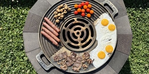 очаг на даче из кирпича (черный огнеупорный кирпич  Montenegro)