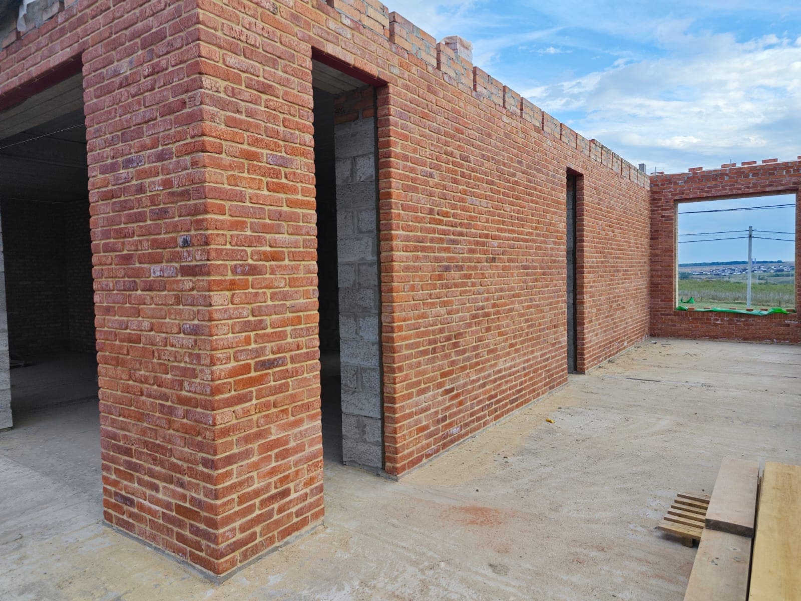 Облицовочный керамический кирпич 0,5 NF "Temple Brick" Маркс