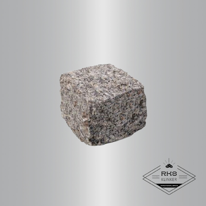 Колотая брусчатка из Танского гранита в Ростове-на-Дону