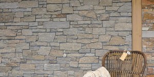Стены из камня в интерьере фото идеи 3D панели RKS SLATE Кварцит Sesame Yellow Country (5)