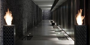 Черный натуральный камень в интерьере фото идеи 3D панели RKS SLATE Сланец Black Slate Country (4)